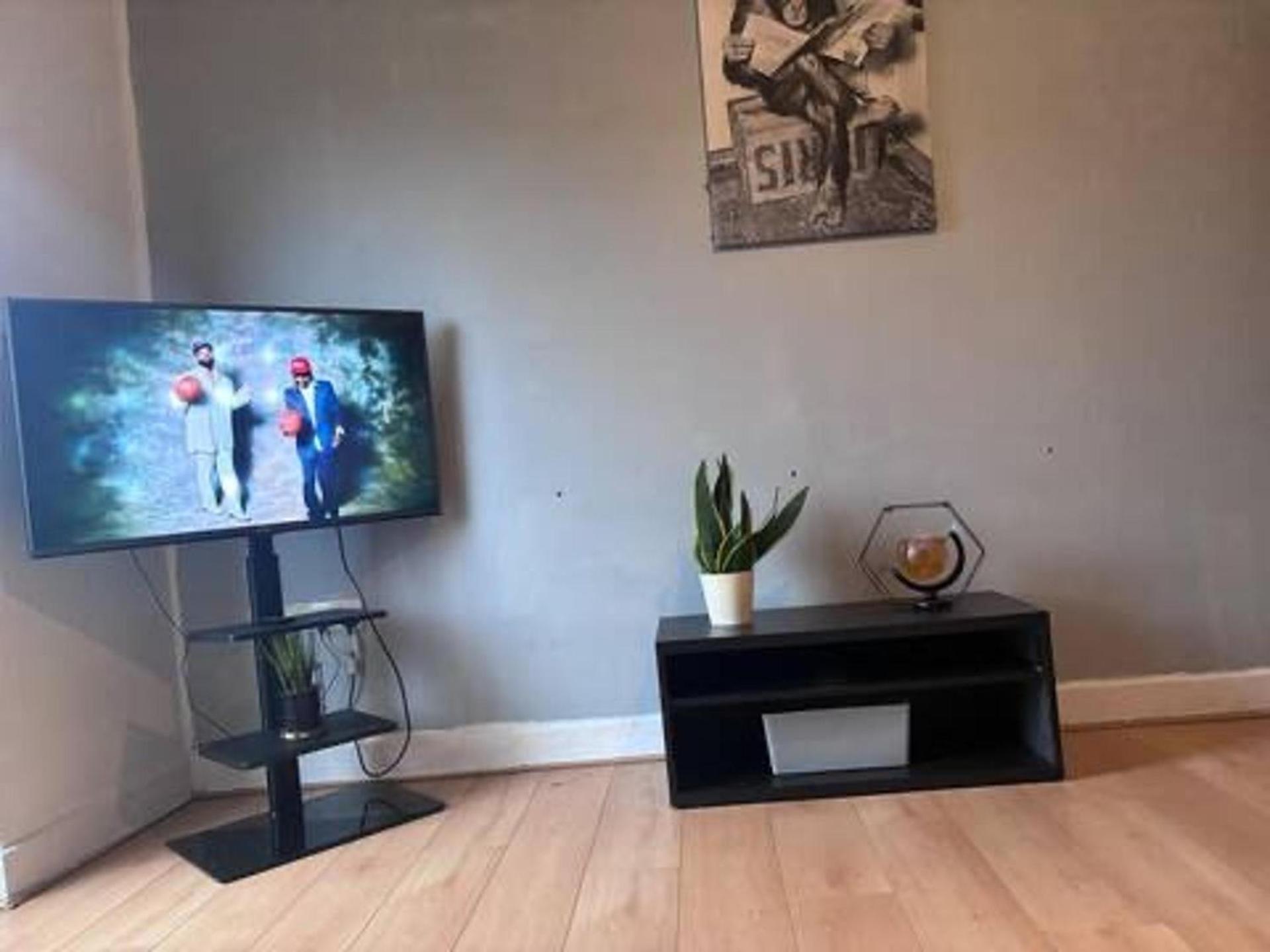 1br-sleeps4-35mintocentrallondon-40mintoheathrow Apartment London