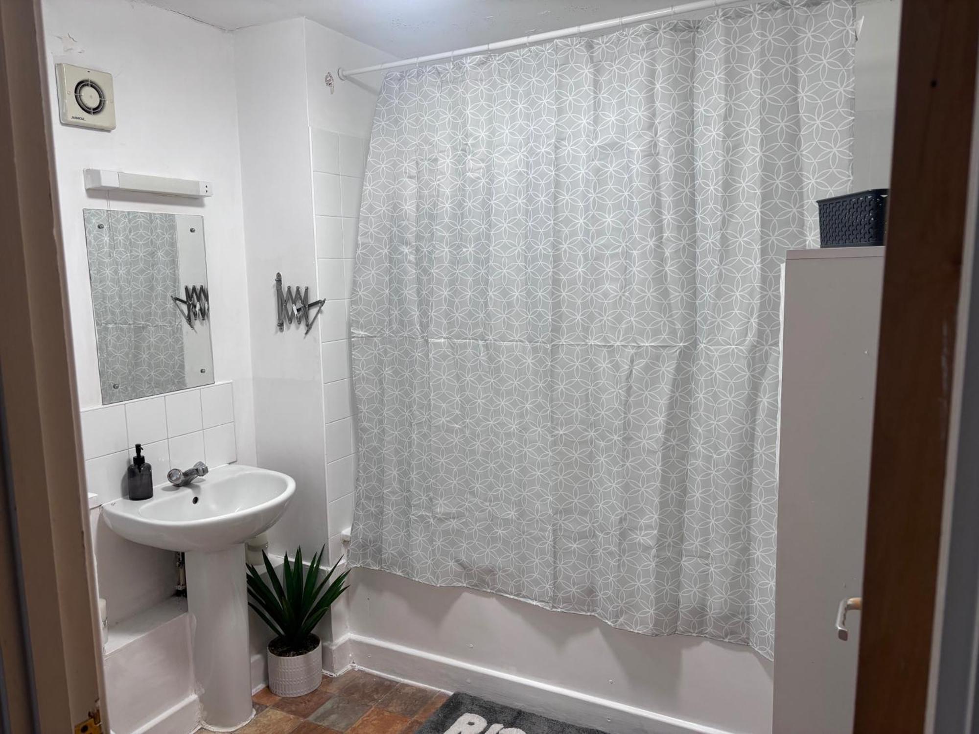 Appartamento 1br-sleeps4-35mintocentrallondon-40mintoheathrow *